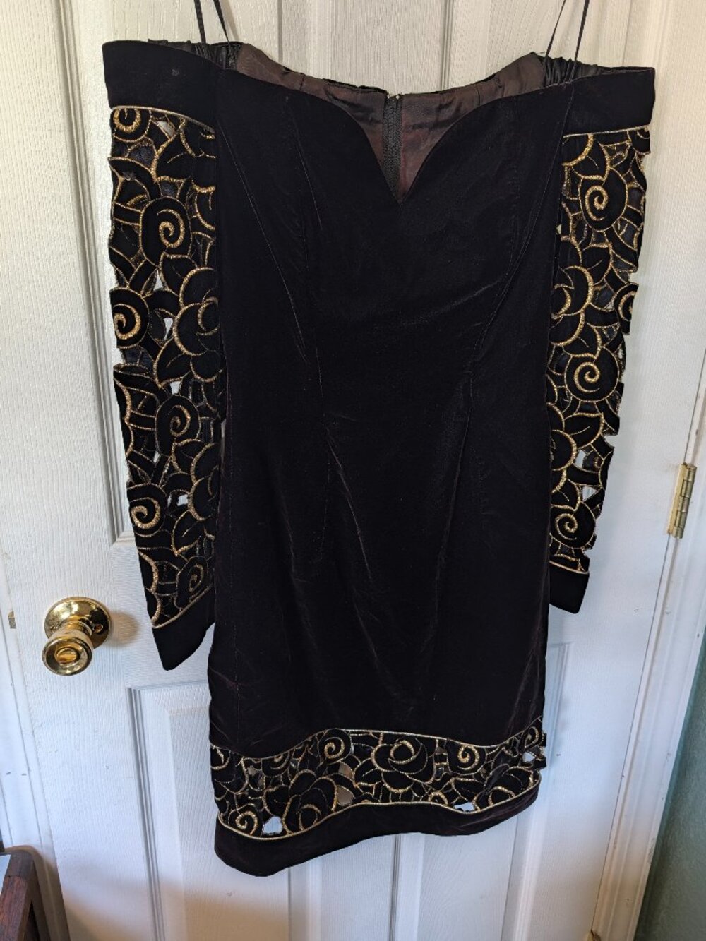 Size 6 Vintage Black Velvet Jessica McClintock Cold Shoulder Dress 1990's